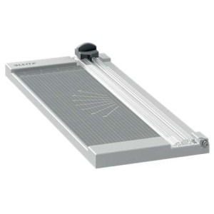 Forbici per carta A4 Leitz...